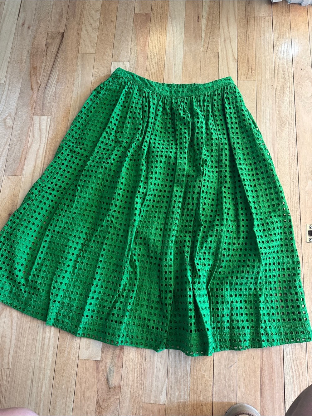 Kate Spade Garden Party Eyelet Skirt Size Medium